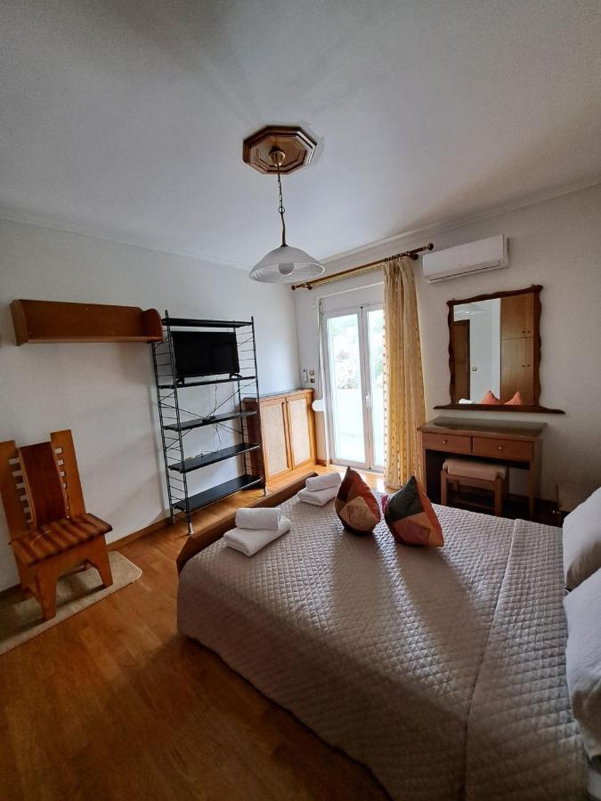 Seaview Flora'S Luxury Apartment-300Meters From The Beach Rétino Exterior foto
