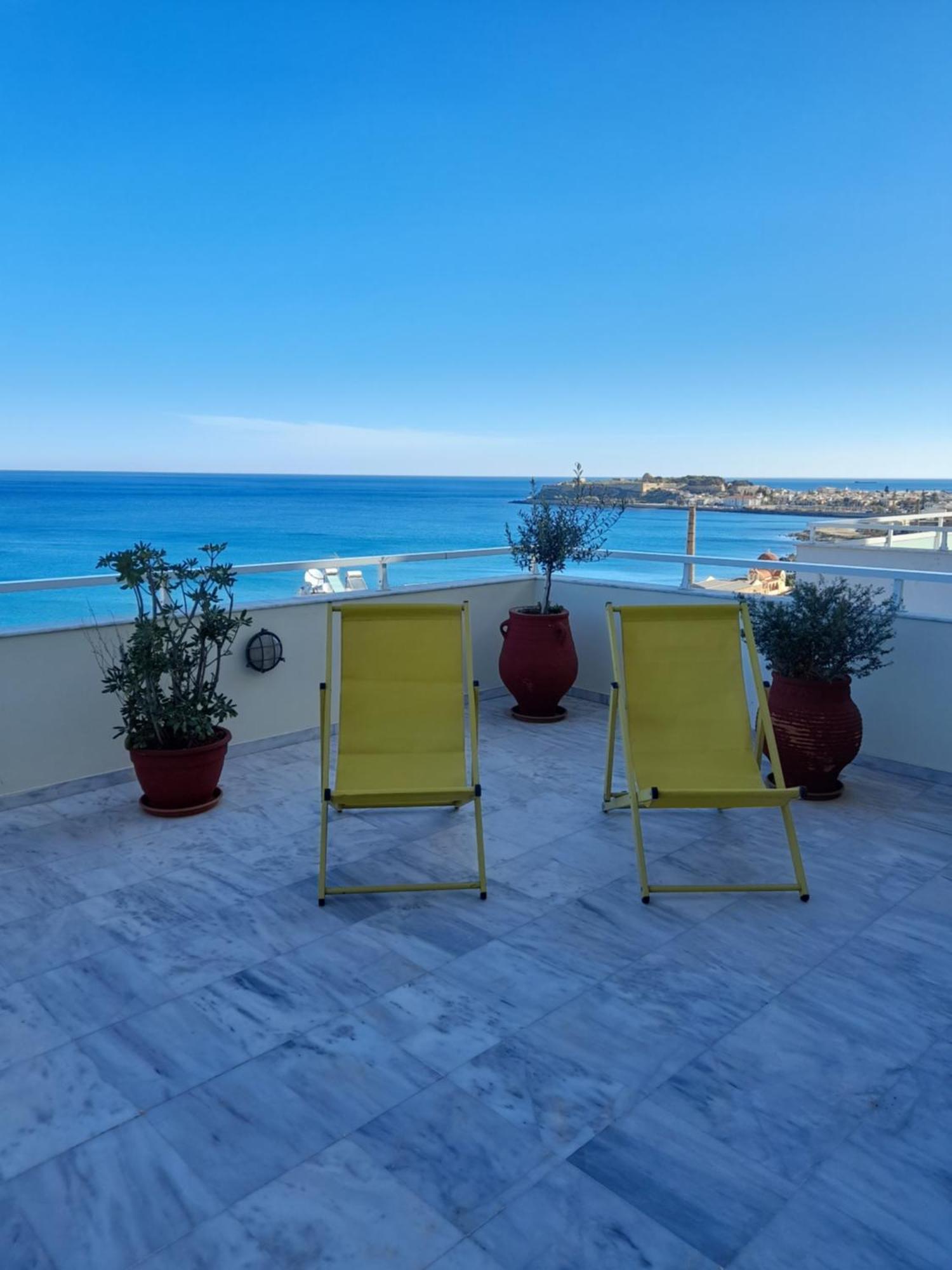 Seaview Flora'S Luxury Apartment-300Meters From The Beach Rétino Exterior foto